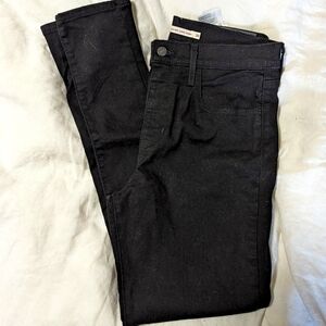 Levi's black 720 high rise super skinny size 30 (28long)